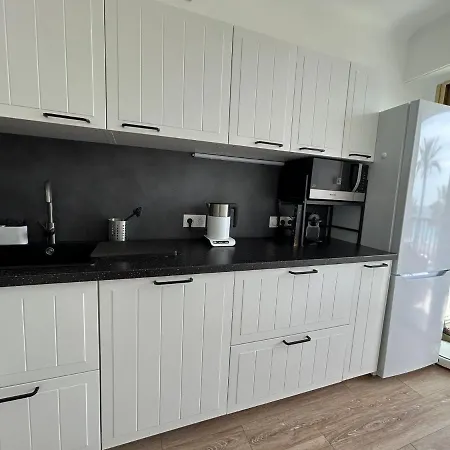 Appartement La Couronne A Nice